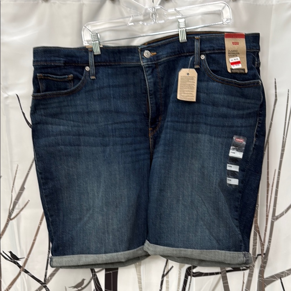Levi's Classic Bermuda Indigo Denim Shorts - 24W